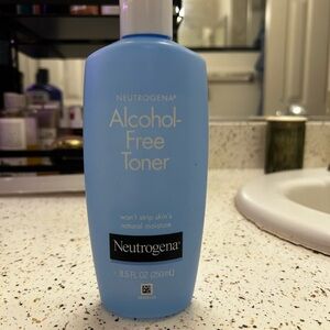 Neutrogena Blue Bottle Alcohol-Free Toner